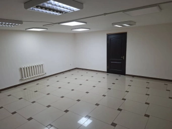Помещение свободного назначения, 90 м², Собственник