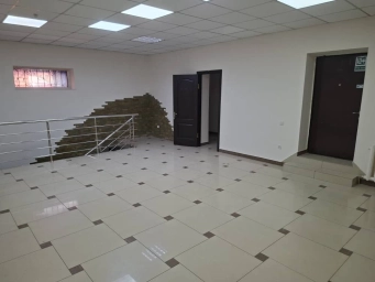 Помещение свободного назначения, 90 м², Собственник