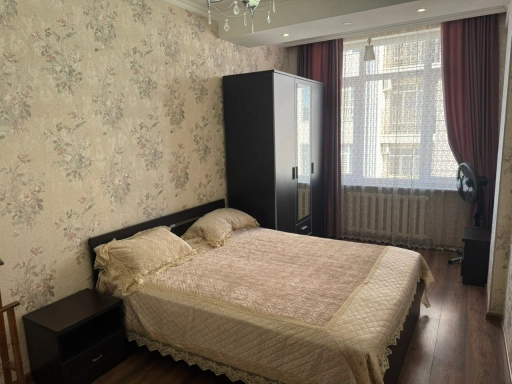 Квартира, 3 комнаты, 80 м²