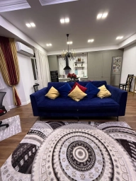 Квартира, 2 комнаты, 85 м²