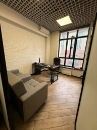 Офисное помещение, 82 м², Собственник