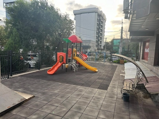 Квартира, 1 комната, 65 м²