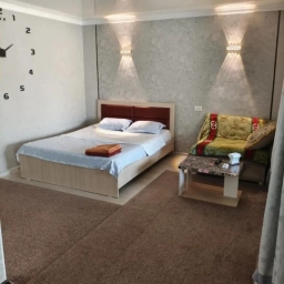 Комната, м², Собственник